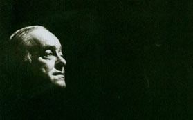 VINICIUS DE MORAES